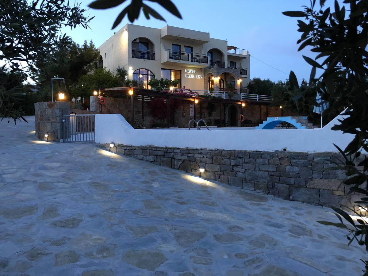 Blue Sky Hotel Куцунари Екстериор снимка