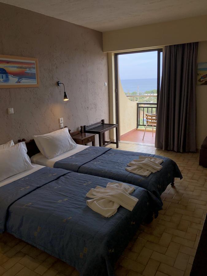 Blue Sky Hotel Куцунари Екстериор снимка