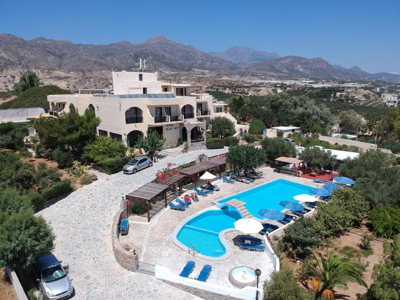 Blue Sky Hotel Куцунари Екстериор снимка