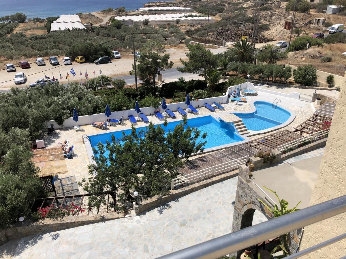 Blue Sky Hotel Куцунари Екстериор снимка