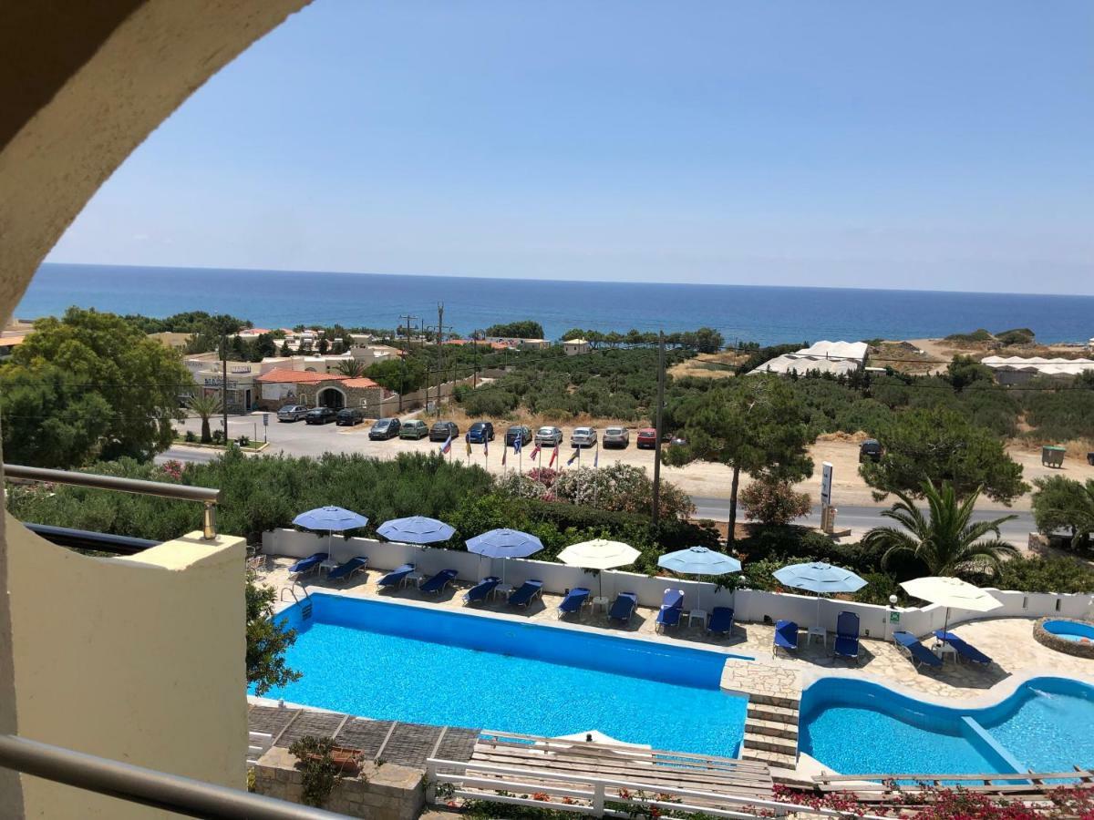 Blue Sky Hotel Куцунари Екстериор снимка