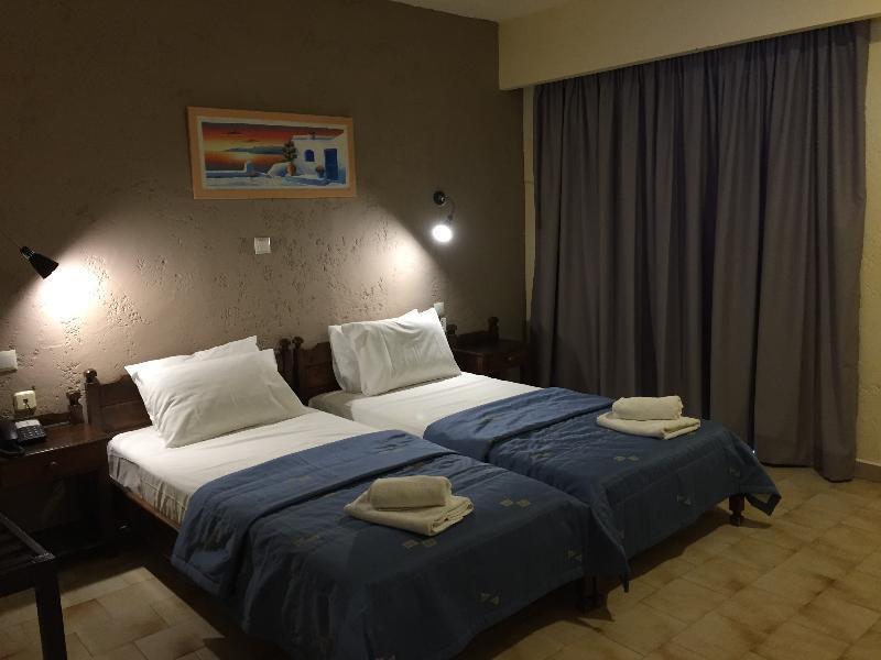 Blue Sky Hotel Куцунари Екстериор снимка